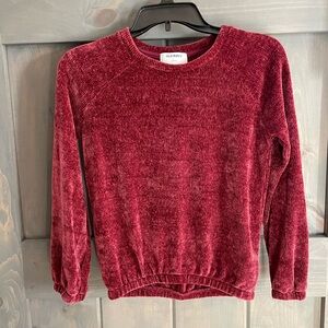 Old Navy 
Dark red velour sweater 
Size 10/12
Great used condition